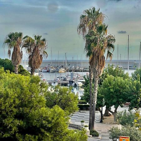 Seahomes Vacations - Nautic Maritime Apt Blanes Eksteriør billede