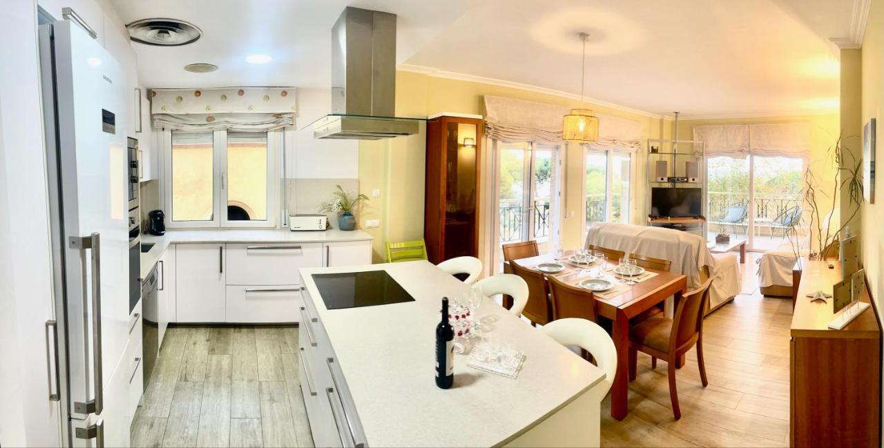 Seahomes Vacations - Nautic Maritime Apt Blanes Eksteriør billede